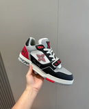 LV *Trainer