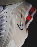 Nike Shox R4 Bege
